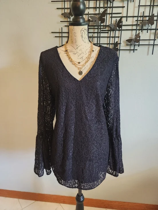 White House Black Market Black Lace Bell Sleeve Blouse - Picture 3 of 11